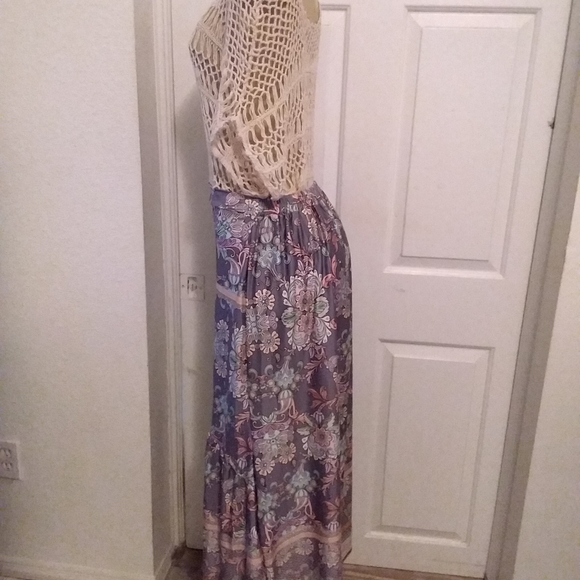 Charlotte Russe Top - Picture 6 of 14